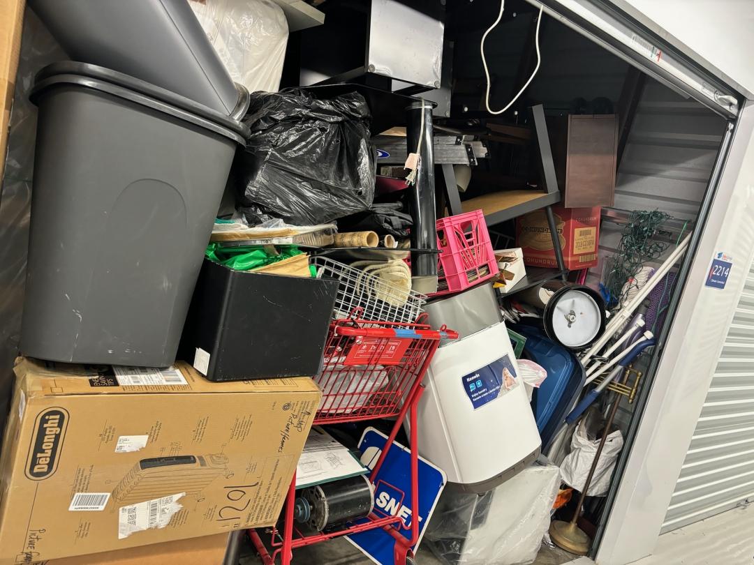 Storage Unit Auction in Jersey City, NJ at Delta SelfStorage Jersey